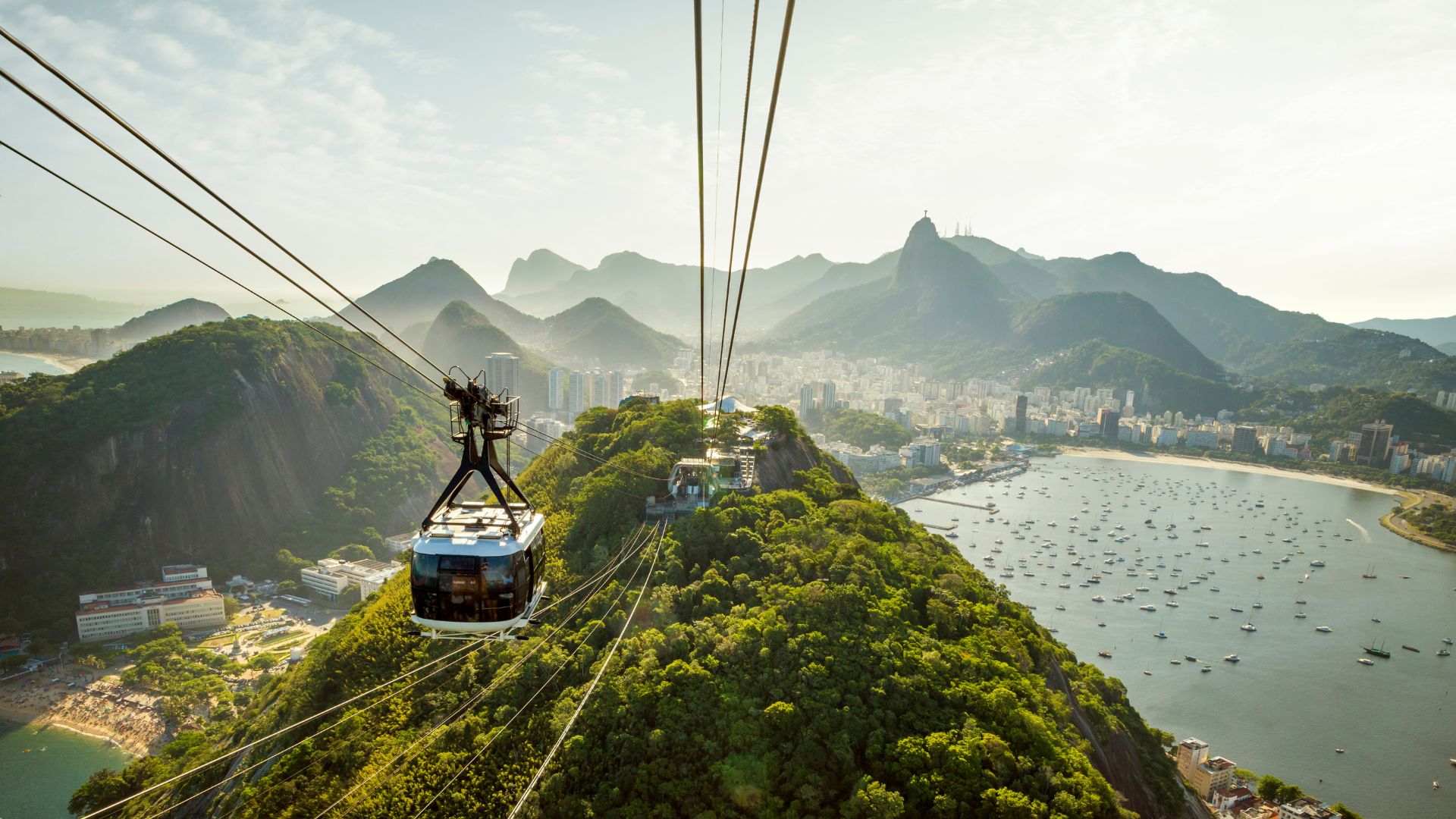 sugarloaf-cable-car-going-down