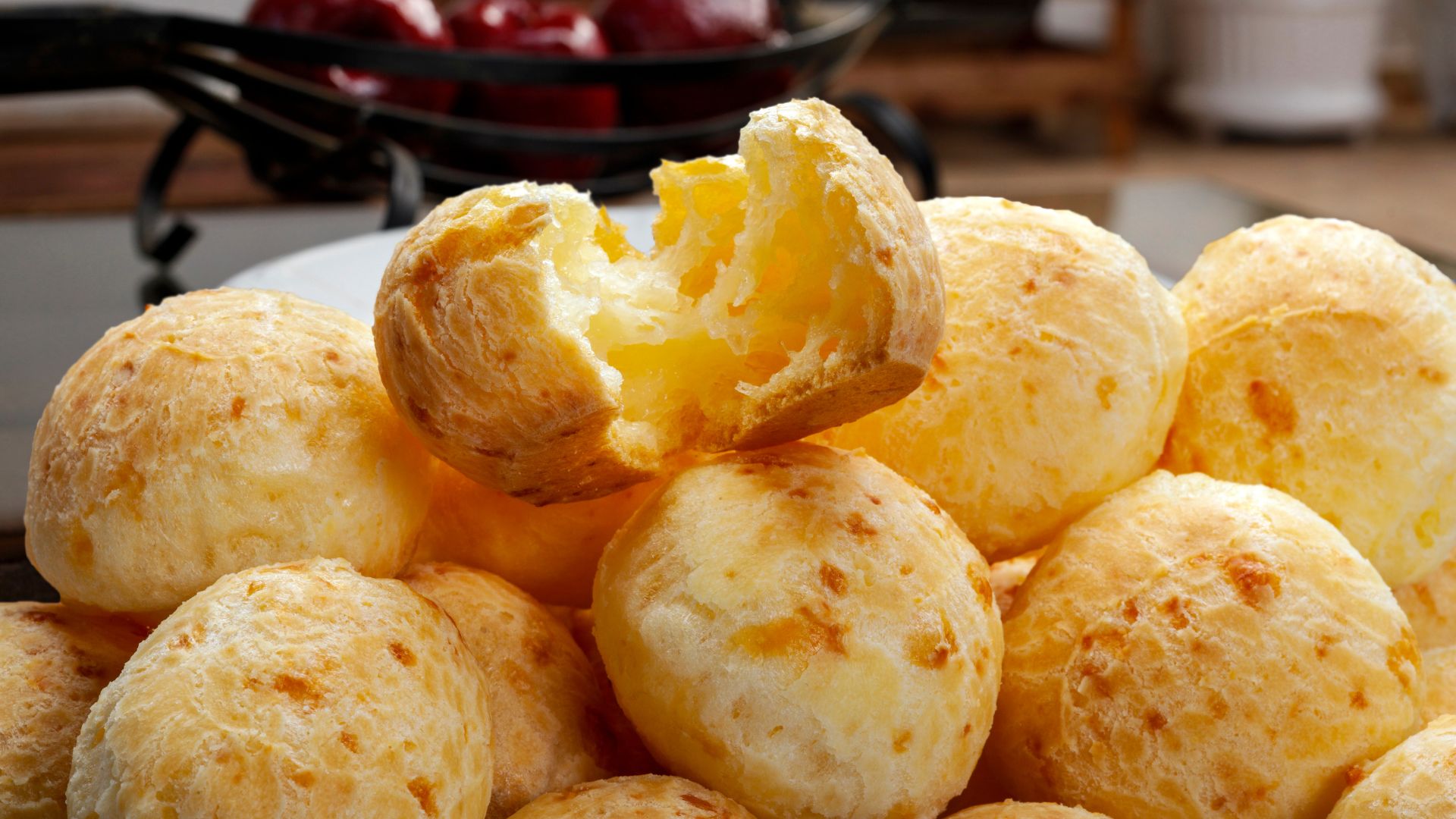 food-pao-de-queijo